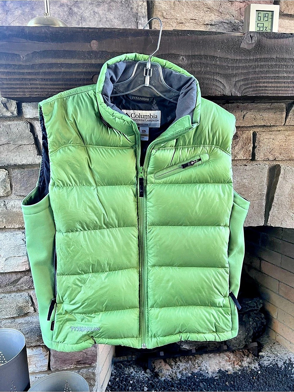 Columbia Titanium Tech Interchange System Down Vest Green XL
